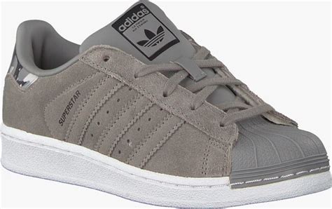 Grijze adidas Superstar sneakers kopen 